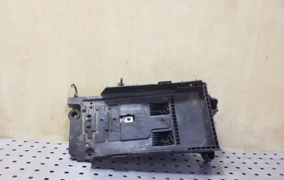 Ford Mondeo MK V Battery tray DG9310723AE