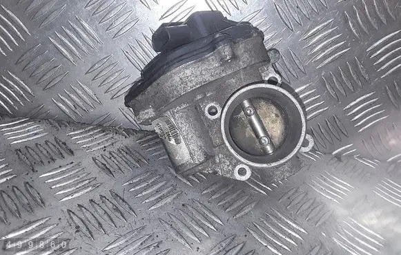 Ford Focus Throttle valve VP2S6U9E927F