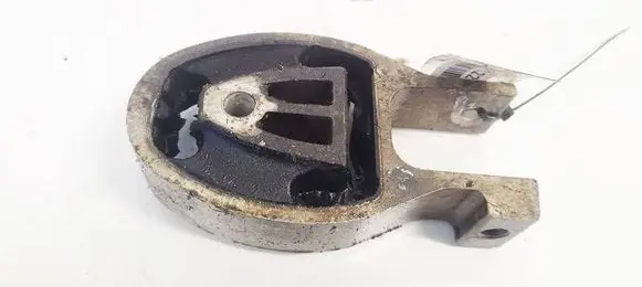 Ford Mondeo MK IV Engine mount bracket 