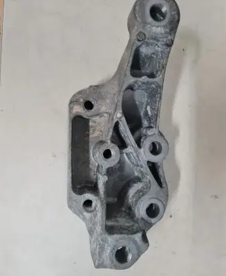 Opel Astra K Engine mounting bracket 13364007