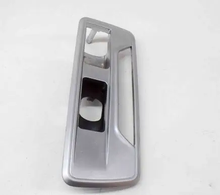 Maserati Ghibli Other center console (tunnel) element 670025245