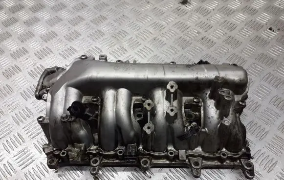 Opel Zafira B Intake manifold 8973858233
