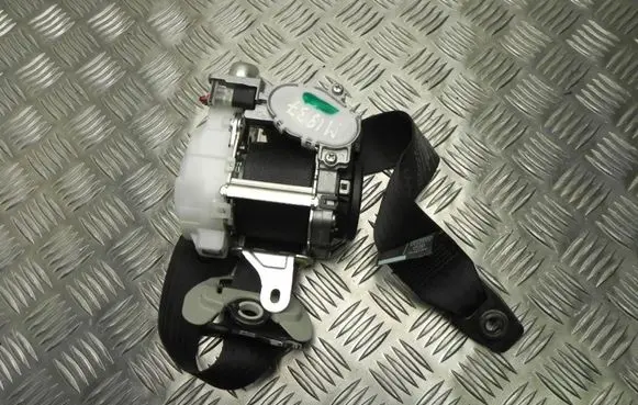 Lexus GS 300 350 430 450H Front seatbelt 7J08280310 M1937