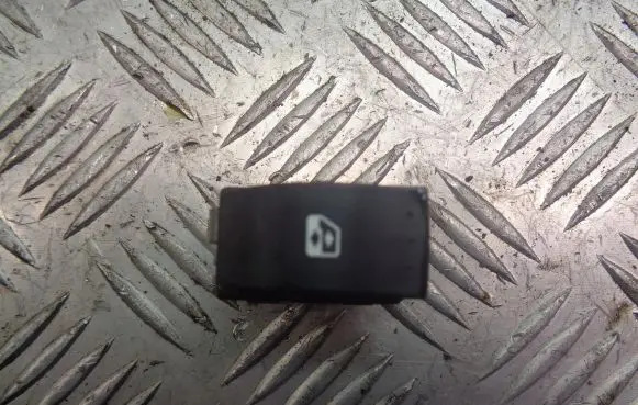 Renault Scenic II - Grand scenic II Quarter vent window switch 