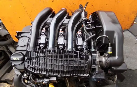 Peugeot 208 I Engine swap HM01