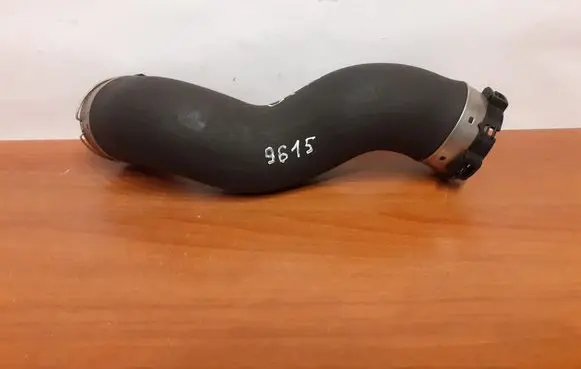BMW 5 F10 F11 Intercooler hose/pipe 841653 9615