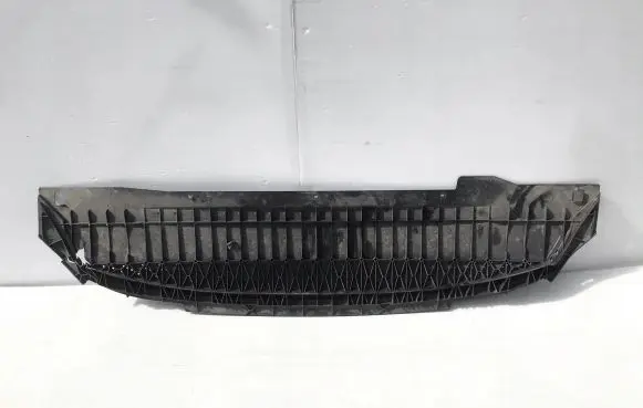 Skoda Octavia Mk4 Front bumper skid plate/under tray 5E3807611