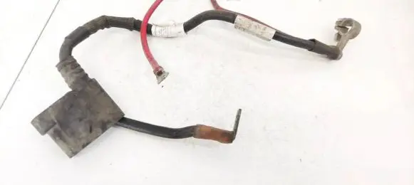 Volkswagen PASSAT B6 Positive cable (battery)