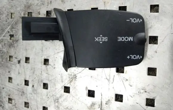 Ford Focus C-MAX Multifunctional control switch/knob 