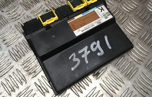 Ford Focus Comfort/convenience module 1S7T15K600KE 5WK48743F 2152001