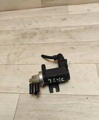 Seat Alhambra (Mk1) Turbo solenoid valve 1J0906627A