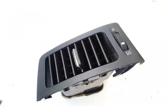 Toyota Corolla Verso E121 Dash center air vent grill 15564244 302040