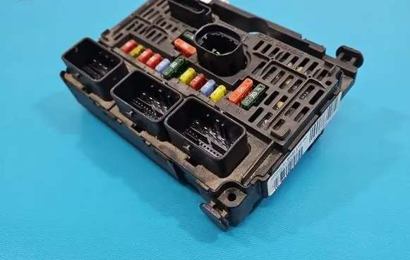 Peugeot 407 Central body control module 9656086180 IMPRK1554701