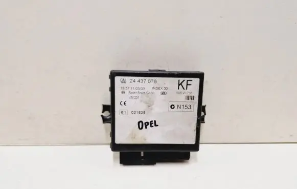 Opel Zafira A Comfort/convenience module 24437076 F005V00155 021838