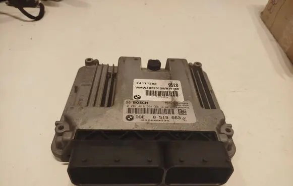 Mini Cooper Countryman R60 Engine control unit/module 0281018991 8519663 74111382