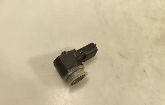 Opel Vivaro Parking PDC sensor 284429097R 303957