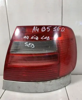 Audi A4 S4 B5 8D Rear/tail lights 8D0945096D