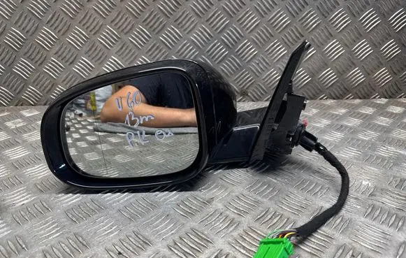 Volvo V60 Front door electric wing mirror