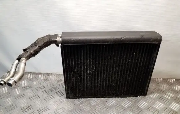 Jeep Grand Cherokee (WK) Air conditioning (A/C) radiator (interior) 
