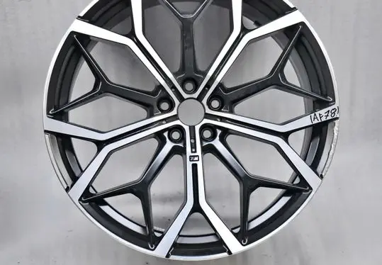 BMW X7 G07 R22 alloy rim 6885464