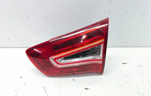 KIA Sportage Tailgate rear/tail lights 924063W0