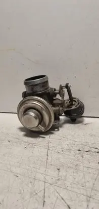 Volkswagen Polo IV 9N3 EGR valve 038129637B