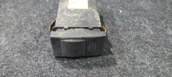 Audi A8 S8 D2 4D Windscreen/window heater switch 4D0941503