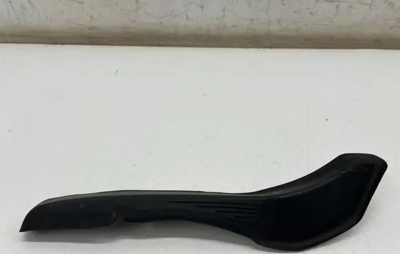 BMW 3 G20 G21 Rear/tail light trim molding 7464425