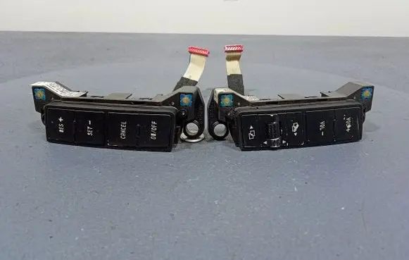 Multifunctional control switch/knob