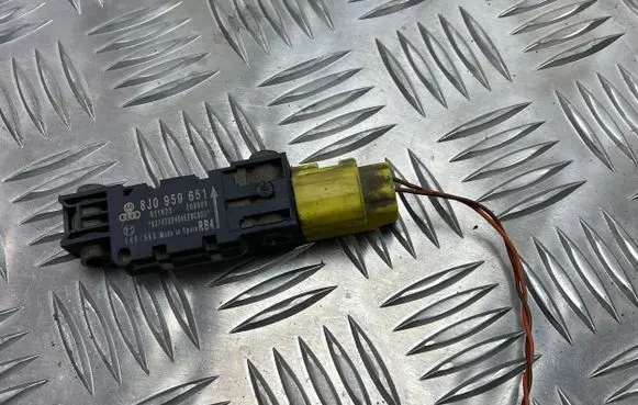 Audi TT TTS Mk2 Airbag deployment crash/impact sensor 8J0959651