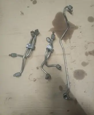Toyota RAV 4 (XA40) Fuel line/pipe/hose 