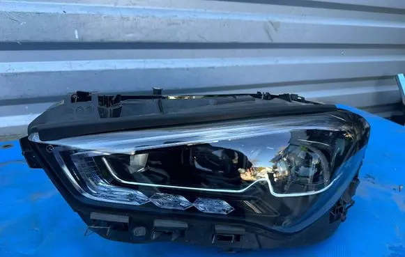 Mercedes-Benz CLA C118 X118 Headlight/headlamp A1189061301