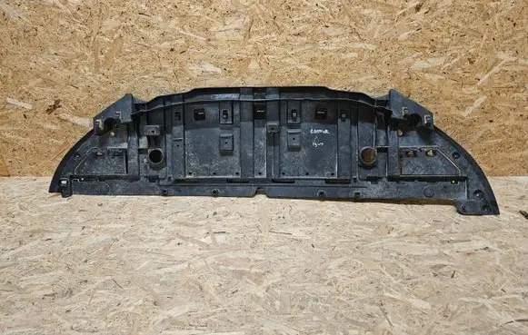 Renault Captur Front bumper skid plate/under tray 620920067R