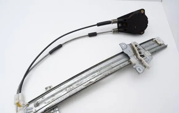 Mazda 323 Front door manual window regulator