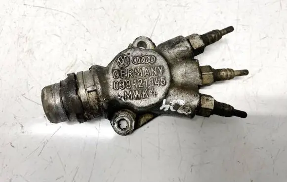Nissan Note (E11) Engine coolant pipe/hose 038121145 MWK4