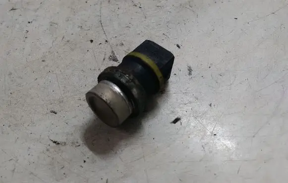 Citroen Xsara Picasso Coolant temperature sensor 
