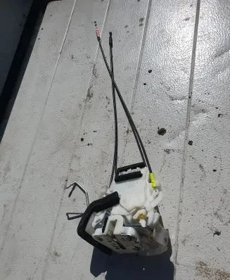 Subaru Forester SH Front door lock