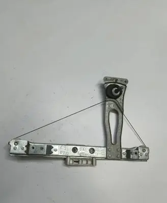Citroen C3 Rear window lifting mechanism without motor 