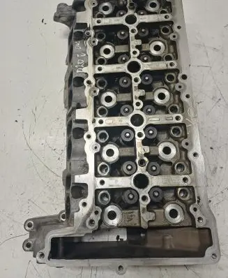BMW 5 F10 F11 Engine head 781046503 N47D20C