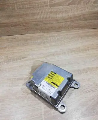 Toyota Auris 150 Airbag control unit/module 8917002560 215537106