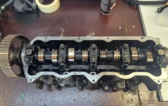 Volkswagen Golf IV Engine head 038103373E
