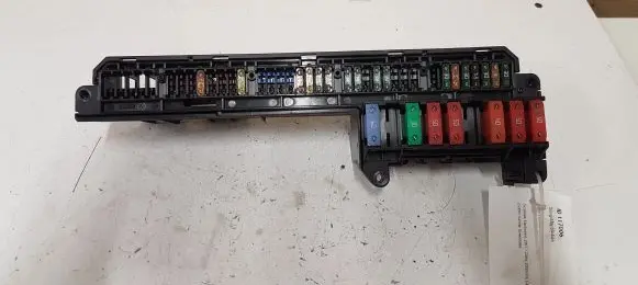 BMW 5 E60 E61 Fuse module 695733001 18917