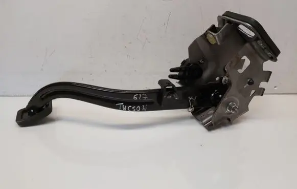 Clutch pedal