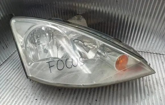 Ford Focus Headlight/headlamp BFZEL