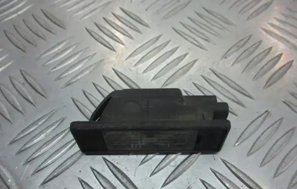Nissan Primera Number plate light