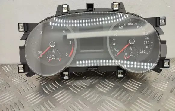 Volkswagen PASSAT B8 Speedometer (instrument cluster) 3G0920741B