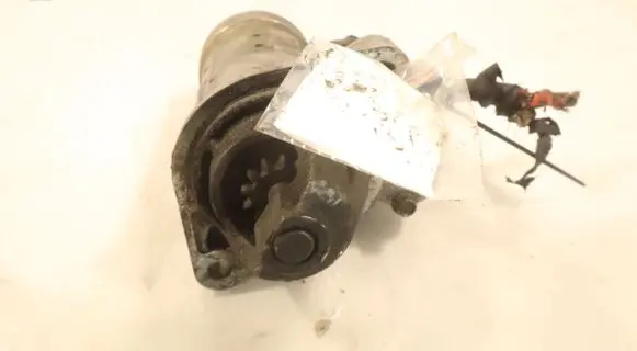 Opel Astra H Starter motor 8973860620