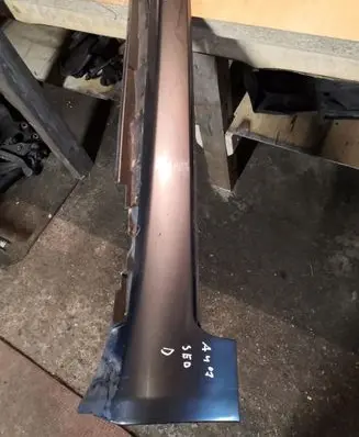 Audi A4 S4 B7 8E 8H Sill