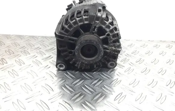 BMW 5 F10 F11 Generator/alternator 8570675 857067501 FG23SS068