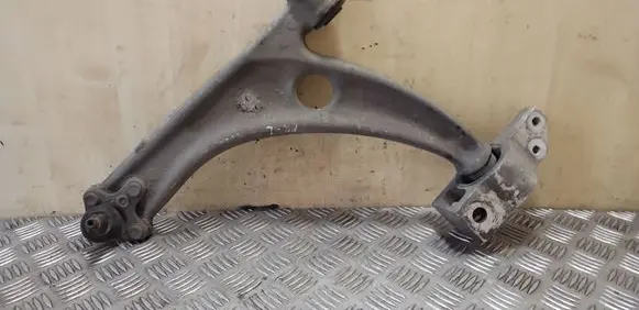 Volkswagen PASSAT CC Front lower control arm/wishbone